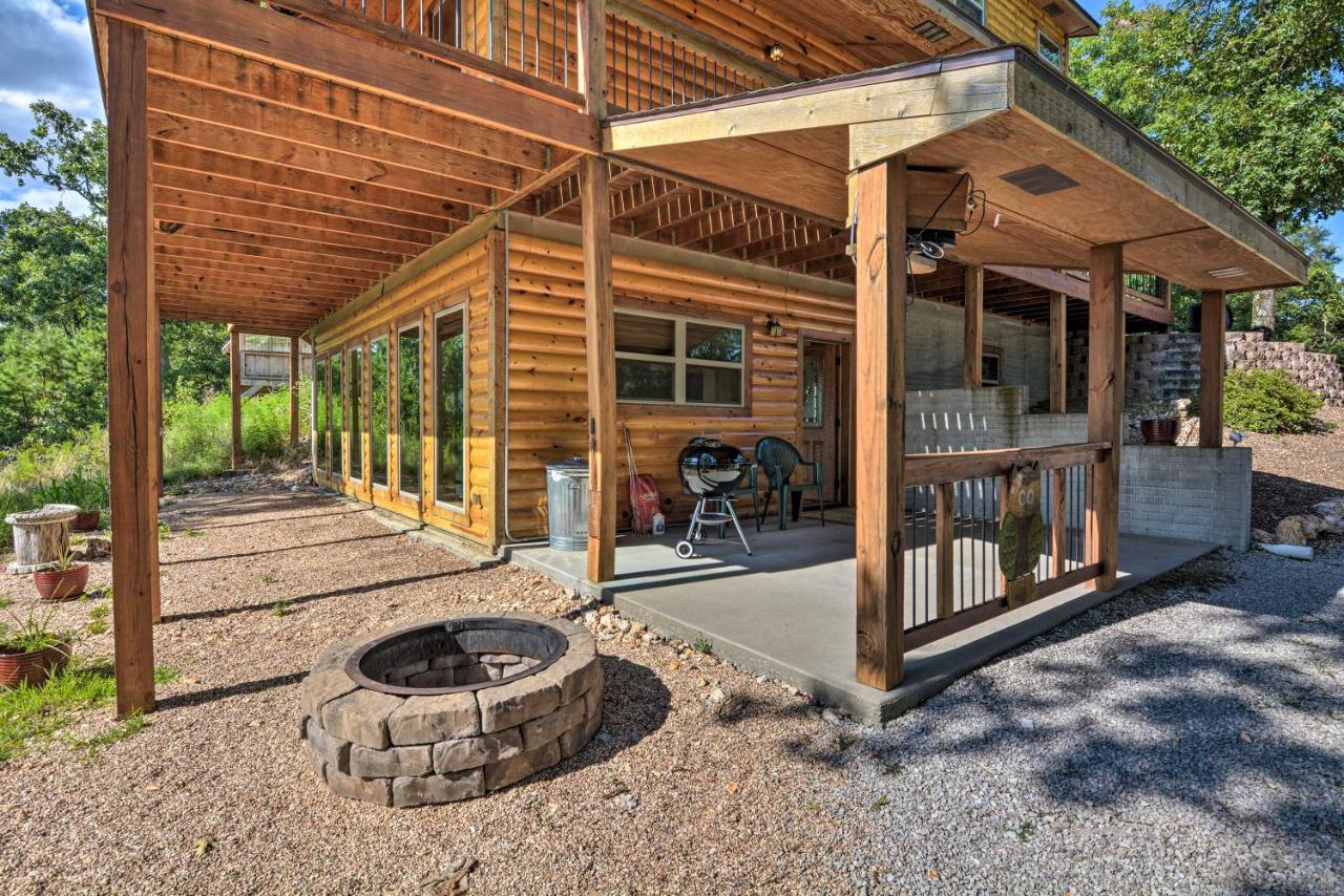 Spacious Log Cabin With Fire Pit And Game Room! Eureka Springs Kültér fotó