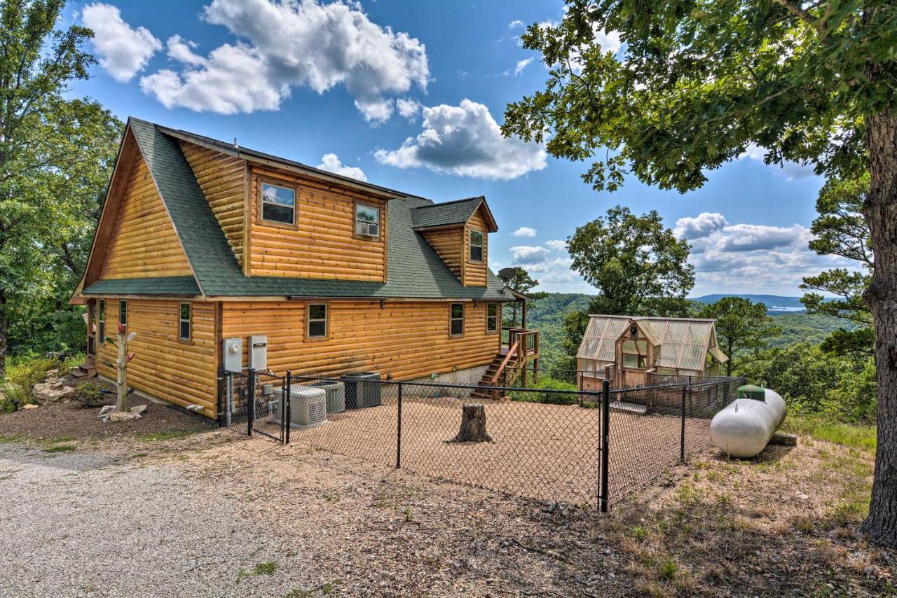 Spacious Log Cabin With Fire Pit And Game Room! Eureka Springs Kültér fotó